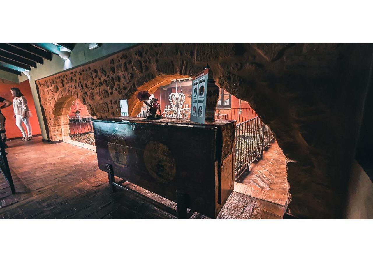 La Casona De Calderon Gastronomic & Boutique Hotel オスナ エクステリア 写真